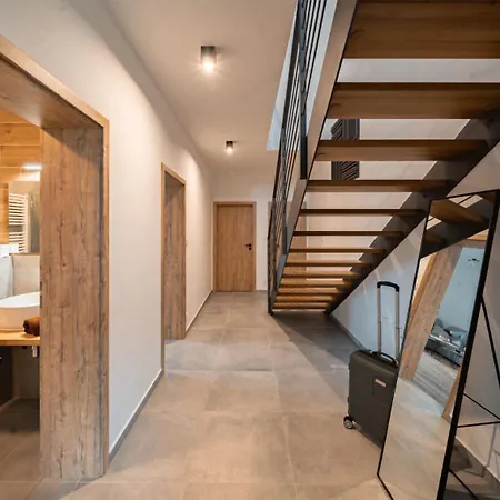 Apartment Rodinne Levypravy Ve Frymburku Frymburk