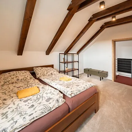 Apartment Rodinne Levypravy Ve Frymburku *